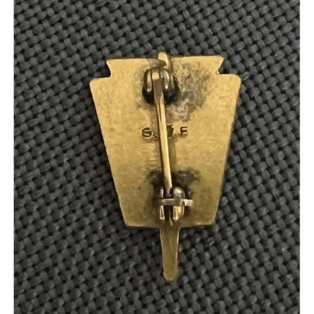 National Honor Society Lapel Pin Gold Filled Vtg Marked‎ T GF
